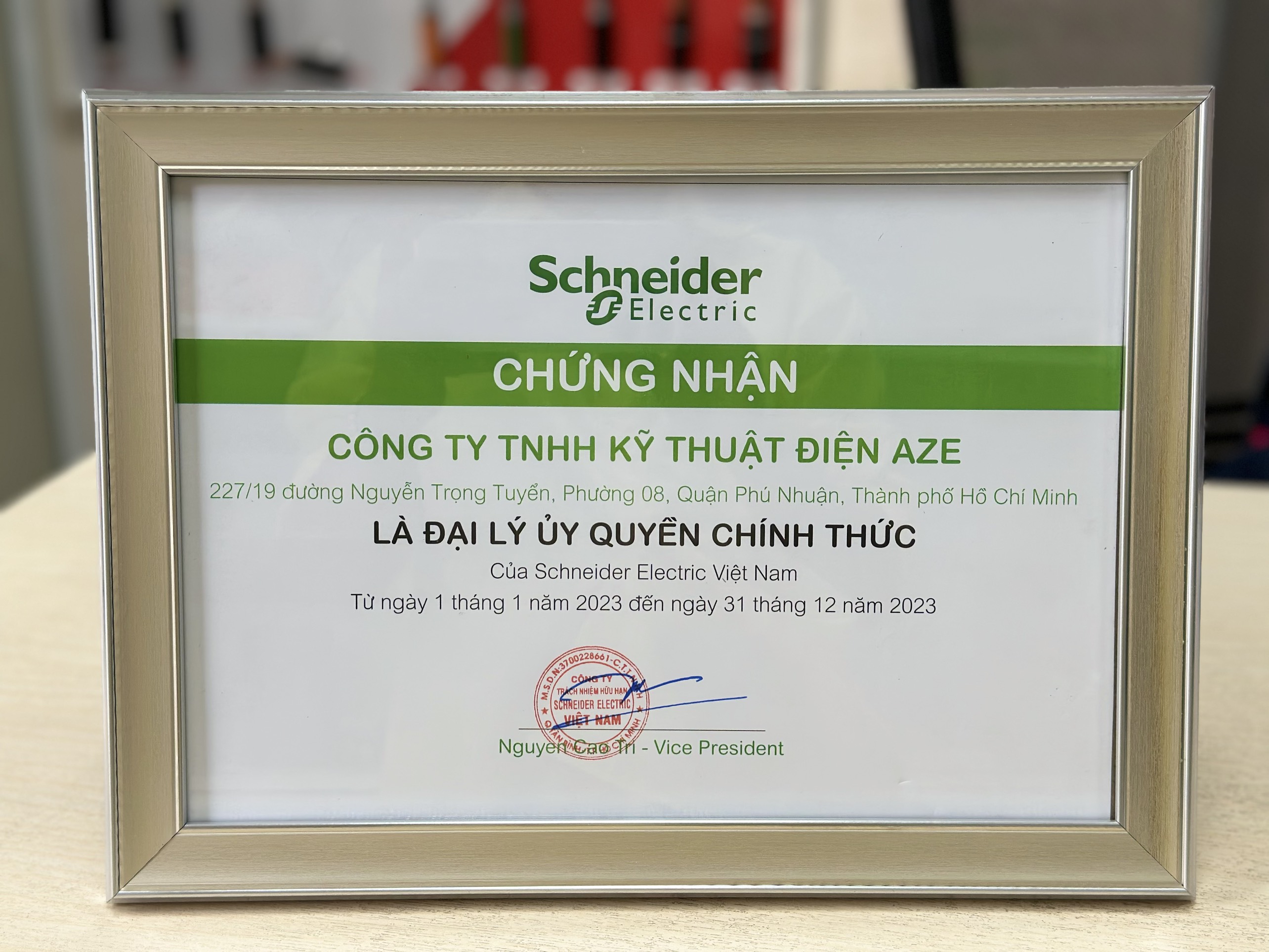 AZE - NHÀ PHÂN PHỐI CHÍNH THỨC THIẾT BỊ ĐIỆN SCHNEIDER ELECTRIC