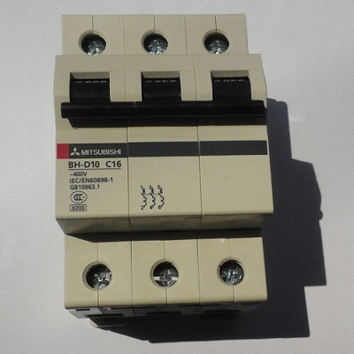 MCB Mitsubishi 3P 1A 10kA, BH-D103P1A